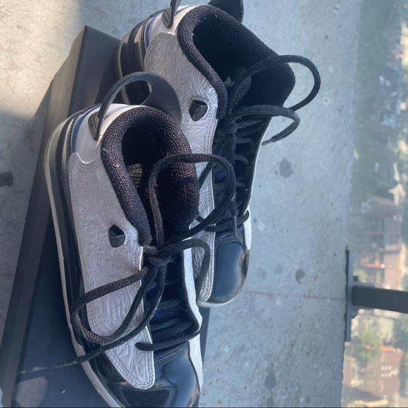 Air Jordan - Picture 2 of 5